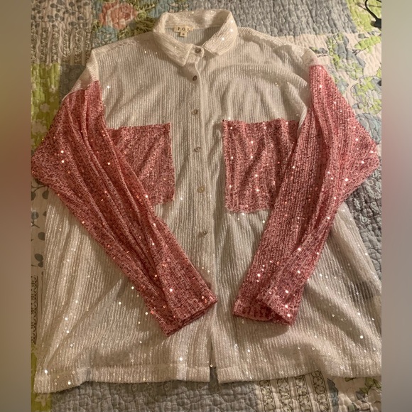 POL Let's Hit Broadway Pink Colorblock
Sequin Blouse , size Small - Picture 5 of 5